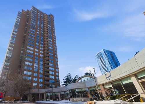 2002-215 Wynford Dr, North York, ON, M3C3P5 | Card Image