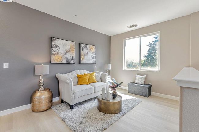 113 Silver Bell Way, House other with 5 bedrooms, 3 bathrooms and 2 parking in Oakley CA | Image 9