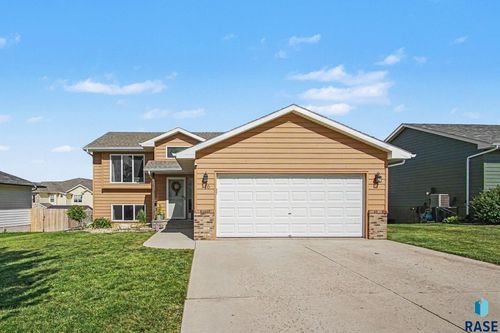 716 Trojan Ave Avenue, Hartford, SD, 57033 | Card Image