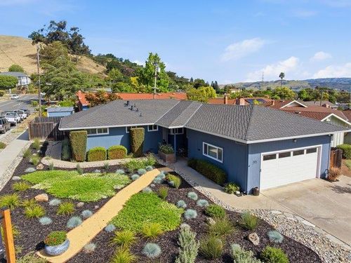 395 Heidi Dr, Morgan Hill, CA, 95037-4209 | Card Image