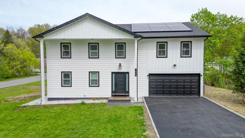 1850 Brookdale St, Yorktown Heights, NY, 10598-4504 | Card Image