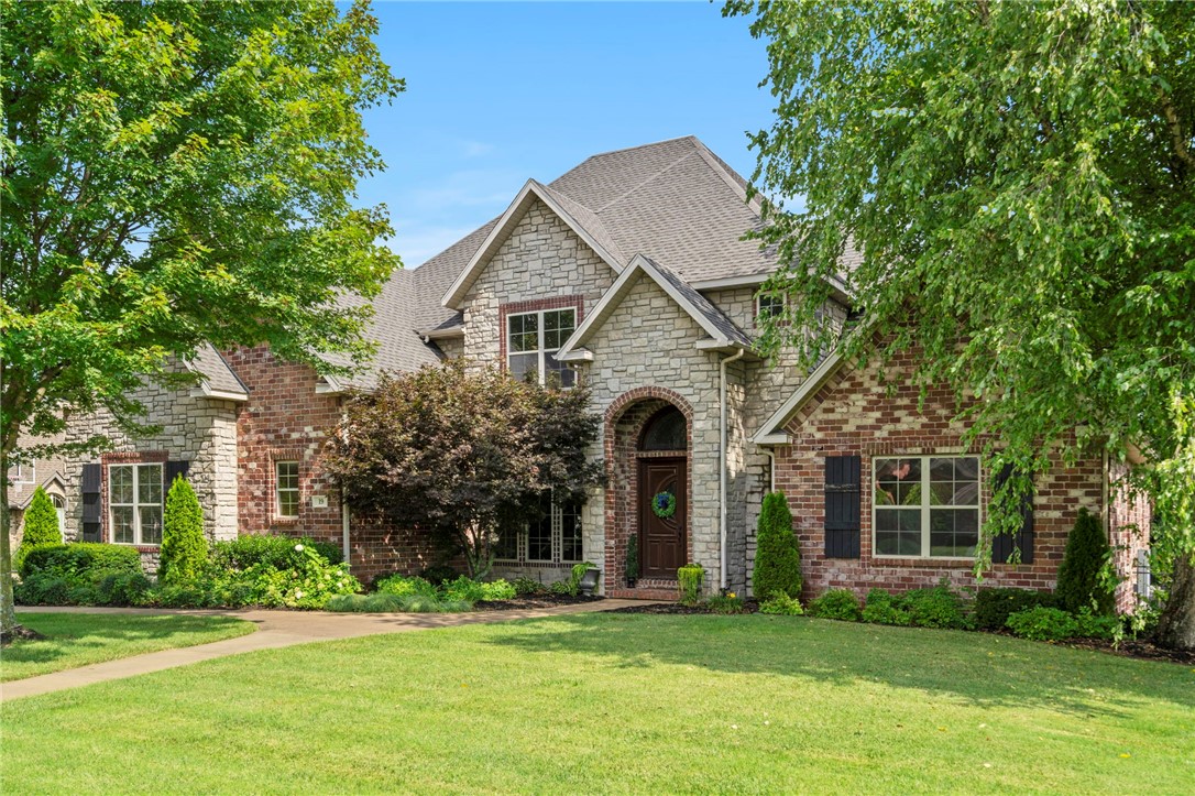 Nottingham Ln, Rogers, AR 72758