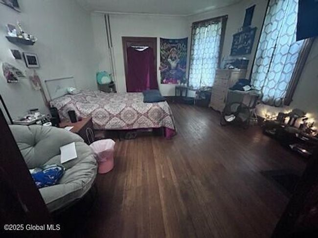 Unit 2 Bedroom (Livingroom) | Image 20