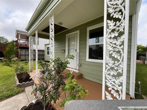 4806 Alamo Dr, Galveston, TX, 77551-4525 | Card Image