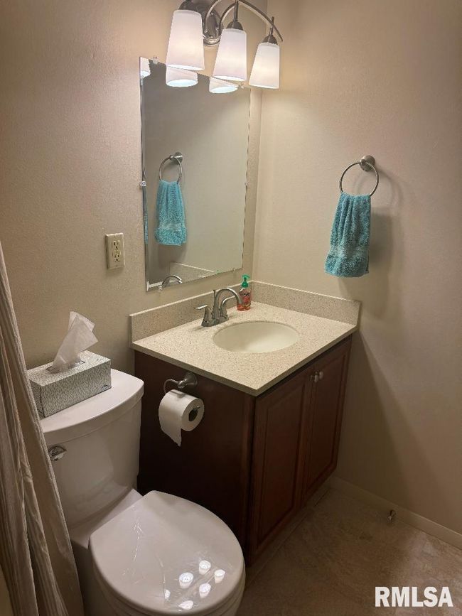 1345 W Woodside Dr, House other with 3 bedrooms, 3 bathrooms and null parking in Dunlap IL | Image 32