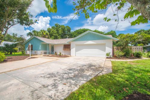 2335 81st Ct, Vero Beach, FL, 32966-1327 | Card Image