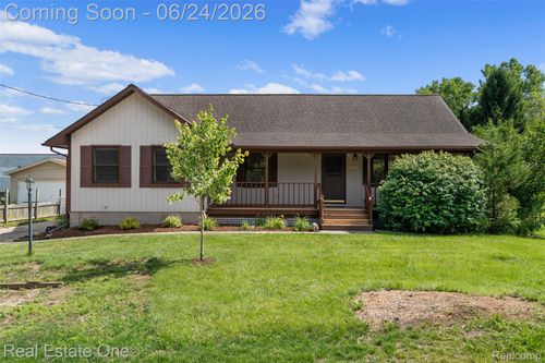 20920 Mckishnie St, Clinton Township, MI, 48035-3555 | Card Image