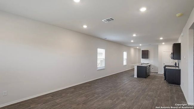 4843 Vogesite Path, House other with 4 bedrooms, 3 bathrooms and null parking in San Antonio TX | Image 6