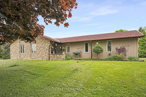 9580 Sinclair Dr, Ilderton, ON, N0M2A0 | Card Image
