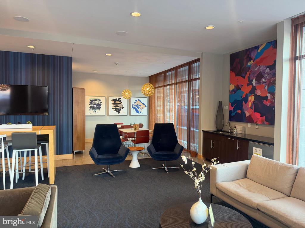 Residential in SILVER SPRING 3
