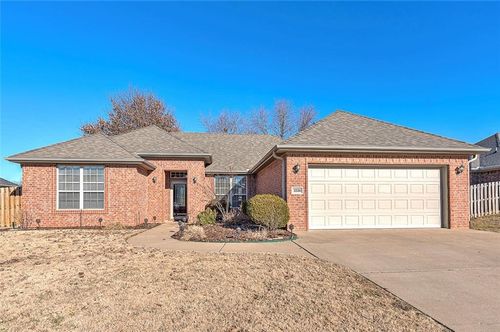 3236 W Westbury St, Fayetteville, AR, 72704-6371 | Card Image