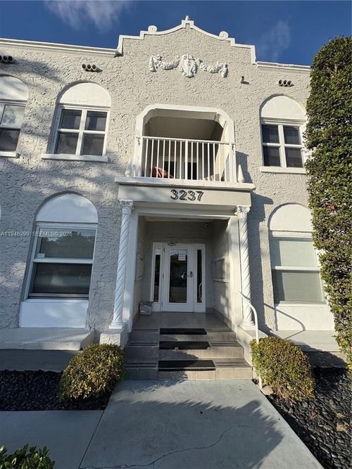 apt-16-3237 Sw 4th St, Miami, FL, 33135-1155 | Card Image