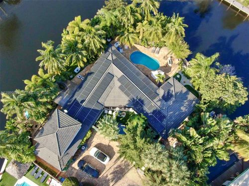 1675 Coral Gardens Dr, Wilton Manors, FL, 33334-4369 | Card Image