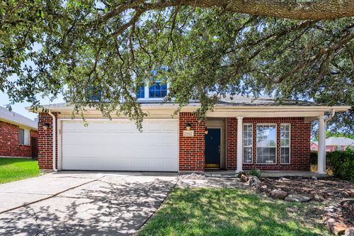 5602 Vista Park Ln, Sachse, TX, 75048-2654 | Card Image