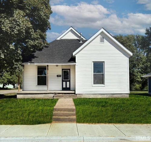 801 S Main St, Bicknell, IN, 47512-2924 | Card Image