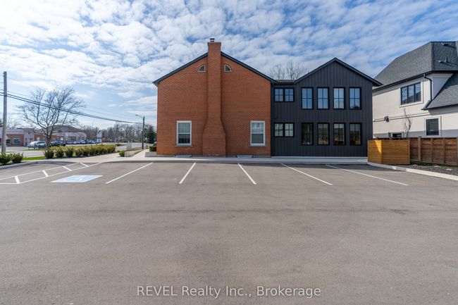 339 Mary St, Home with 0 bedrooms, 0 bathrooms and null parking in Niagara on the Lake ON | Image 7
