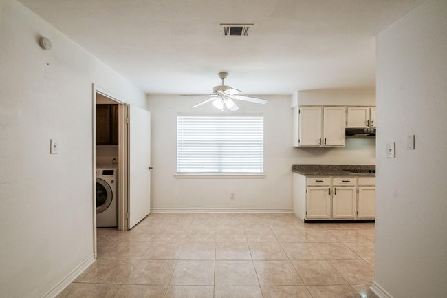 19406 Enchantington Cir, House other with 3 bedrooms, 2 bathrooms and 2 parking in Spring TX | Image 9