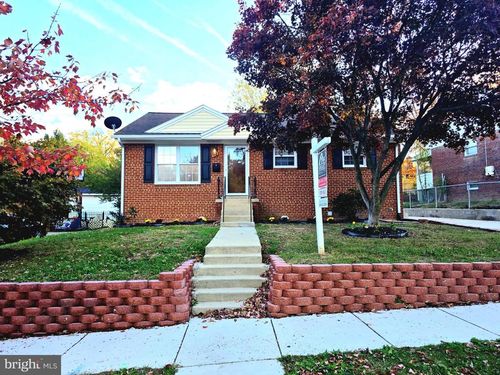 2123 Ruatan St, HYATTSVILLE, MD, 20783-2122 | Card Image