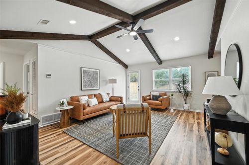 4921 Bonnell Ave, Fort Worth, TX, 76107-6824 | Card Image