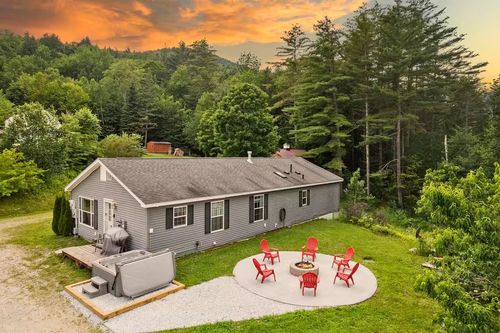 90 Blueberry Hill Rd, Bridgewtr Cor, VT, 05035-9714 | Card Image