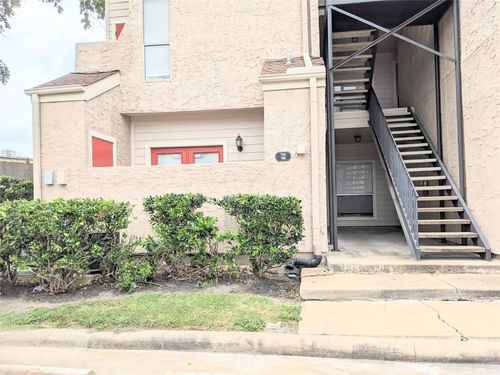 702-10855 Meadowglen Ln, Houston, TX, 77042-4034 | Card Image
