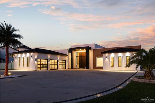 2405 Antigua Dr, Mission, TX, 78572-4499 | Card Image