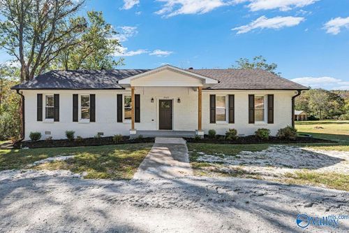 25025 Chapman Hollow Rd, Elkmont, AL, 35620-7831 | Card Image