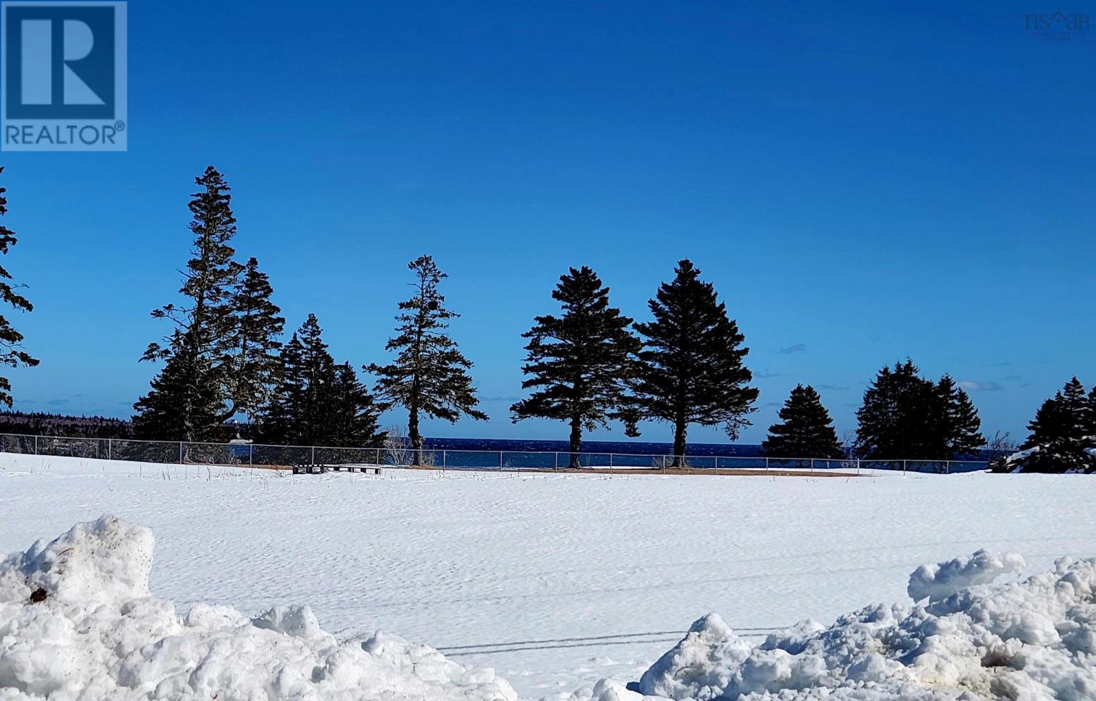 Land in White Point 4