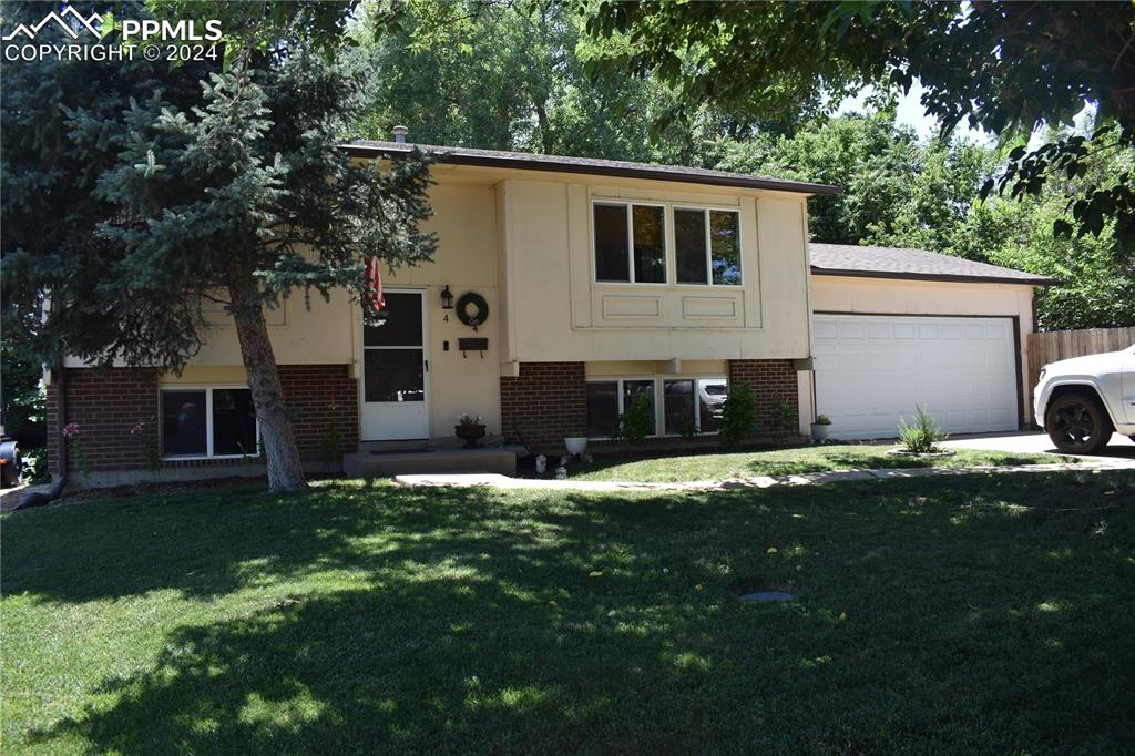 Grissom Pl, Pueblo, CO 81001
