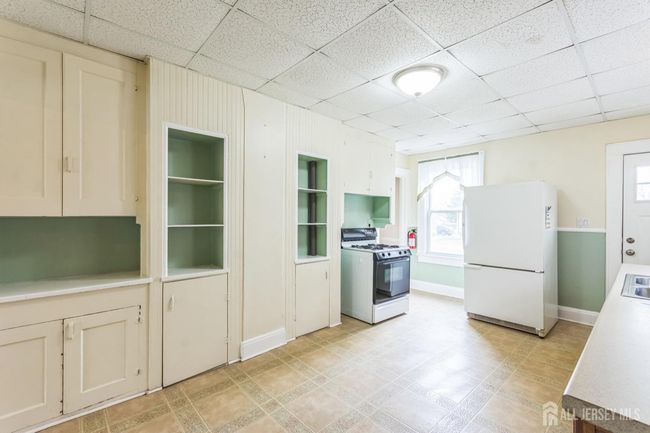 55 Leland Ave, House other with 3 bedrooms, 2 bathrooms and null parking in Plainfield NJ | Image 6