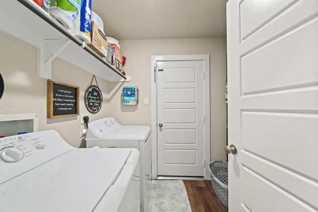 1174 Filly Creek Dr, House other with 3 bedrooms, 2 bathrooms and 2 parking in Alvin TX | Image 18
