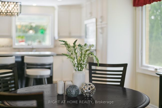 25 Ransom St, House other with 4 bedrooms, 5 bathrooms and 4 parking in Aurora ON | Image 8