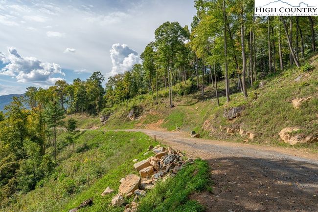 30 Summit View Parkway, Home with 0 bedrooms, 0 bathrooms and null parking in Spruce Pine NC | Image 9