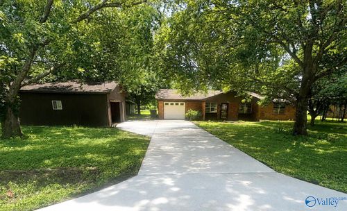 204 Plantation Dr, Meridianville, AL, 35759-1522 | Card Image