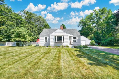 21 Hunting Ln, Wilbraham, MA, 01095-2231 | Card Image