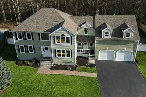 189 Sheri Ln, Weymouth, MA, 02190-1262 | Card Image