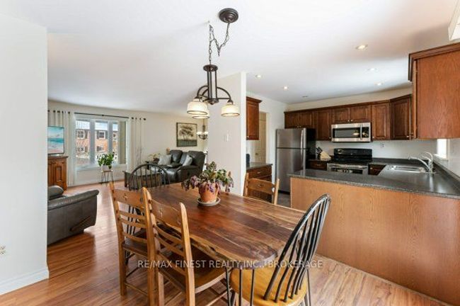 34 Centre St, House other with 4 bedrooms, 2 bathrooms and 3 parking in Newburgh ON | Image 11