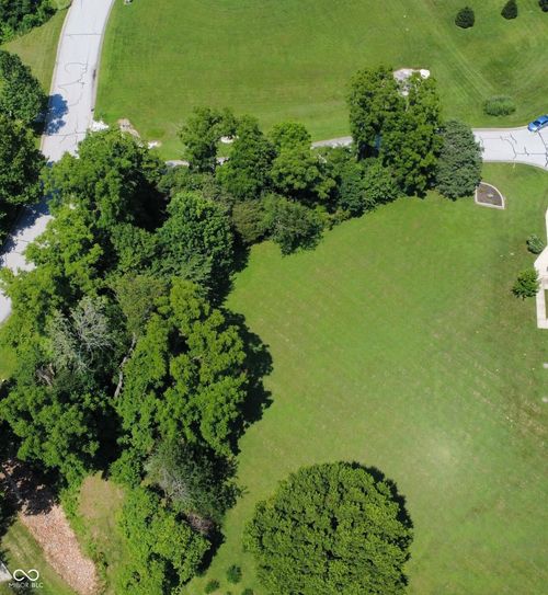906 Sand Creek Ct, Martinsville, IN, 46151-6298 | Card Image