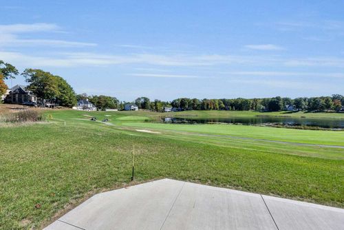 11-9428 Stonebridge Drive, Canadian Lakes, MI, 49346 | Card Image