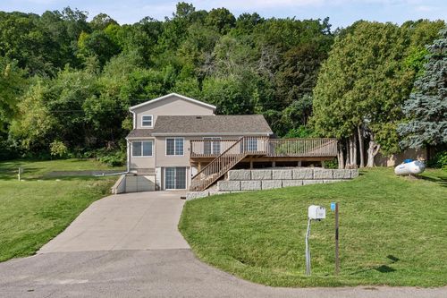 27317 Fern Glen Rd, Dakota, MN, 55925-4114 | Card Image