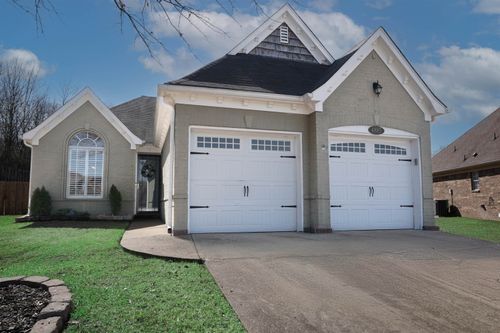 4885 Shaws Ridge Cv, Arlington, TN, 38002-4678 | Card Image