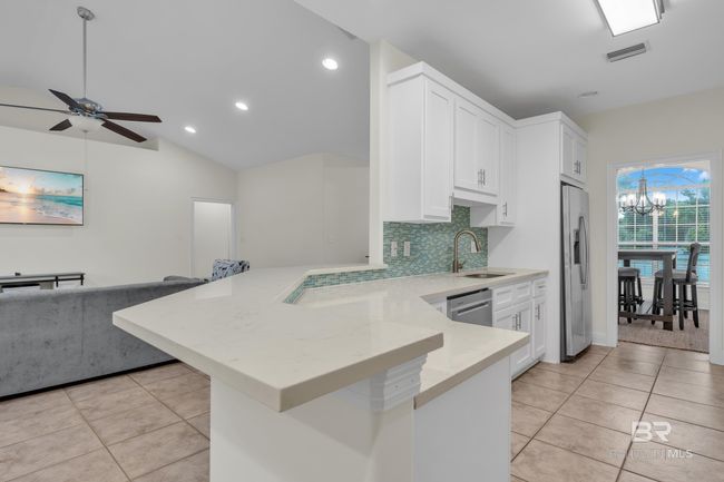 Kitchen | Image 24