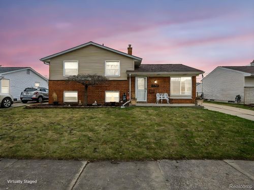 31753 Hazel St, Rockwood, MI, 48173-1003 | Card Image