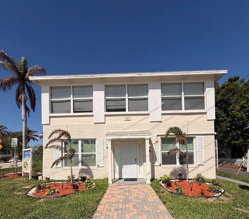 637-i-647-d-637 - 647 N 2nd N Street, Fort Pierce, FL, 34950 | Card Image
