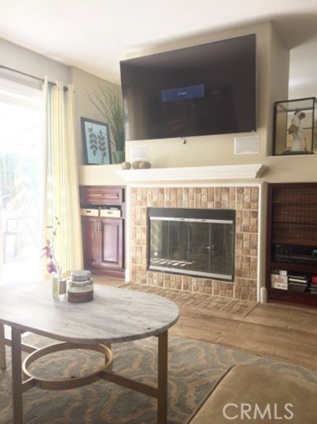 Living Room | Image 4