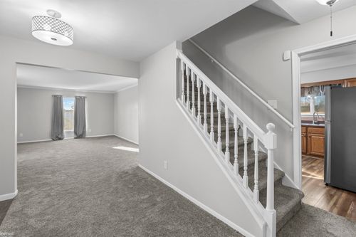 7042 Corunna Rd, Swartz Creek, MI, 48473-9711 | Card Image