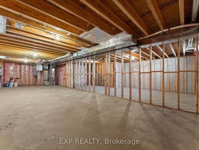 2540 Pillette Rd, House attached with 2 bedrooms, 2 bathrooms and 2 parking in Windsor ON | Image 26