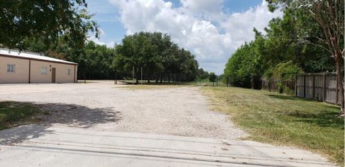 2738 Deborah St, Stafford, TX, 77477-6904 | Card Image