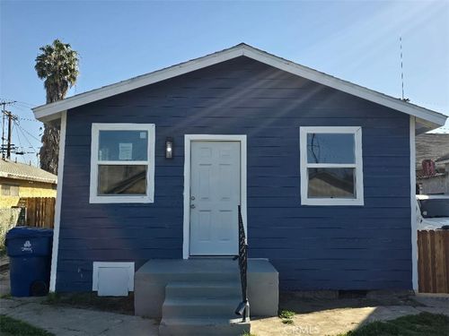 10722 Anzac, Los Angeles, CA, 90059 | Card Image