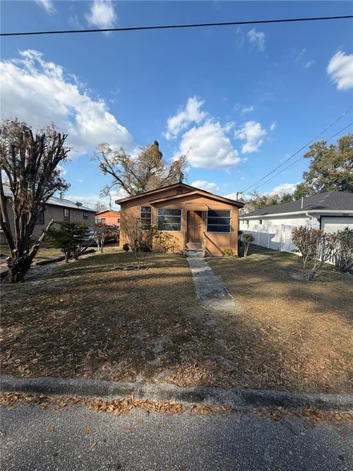 3908 E Genesee Street, TAMPA, FL, 33610 | Card Image